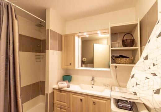 Appartement Centre Ville Wifi Parking Draps Fournis Cauterets Extérieur photo
