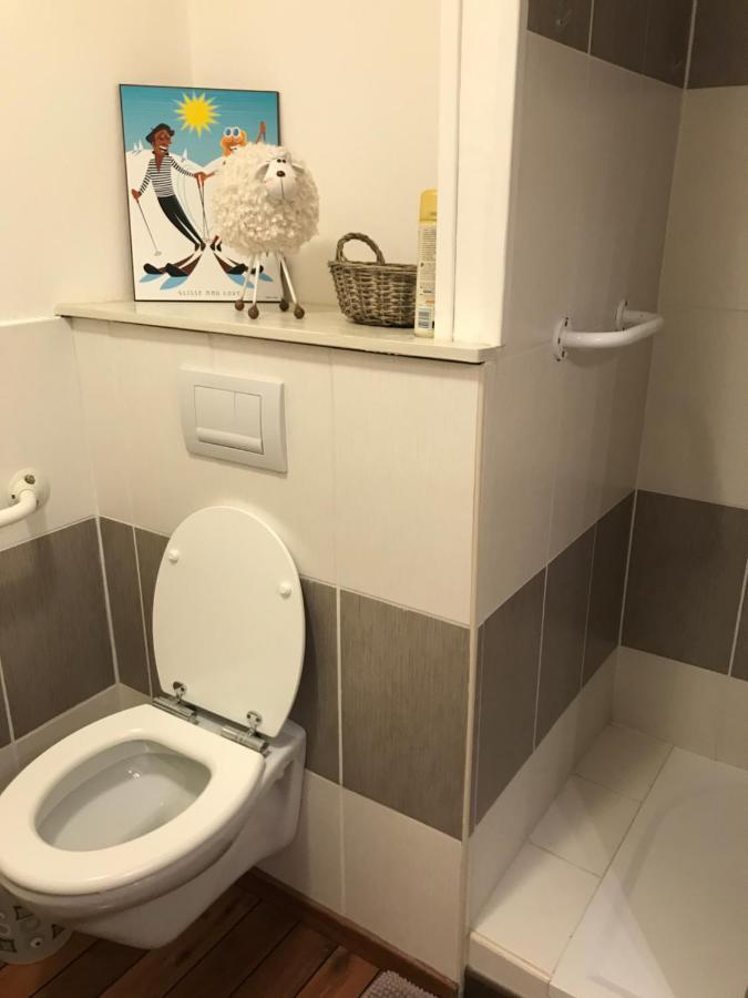 Appartement Centre Ville Wifi Parking Draps Fournis Cauterets Extérieur photo